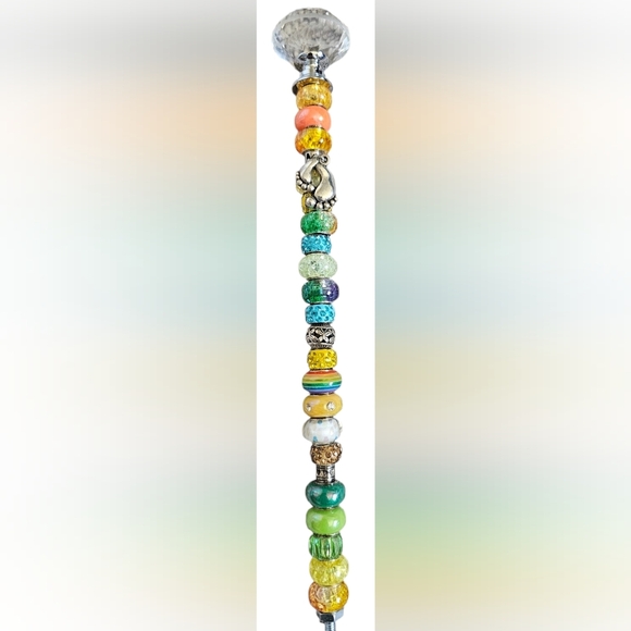 Handmade 4 Piece Colorful Beaded Plant Stakes!, New! - Picture 6 of 8